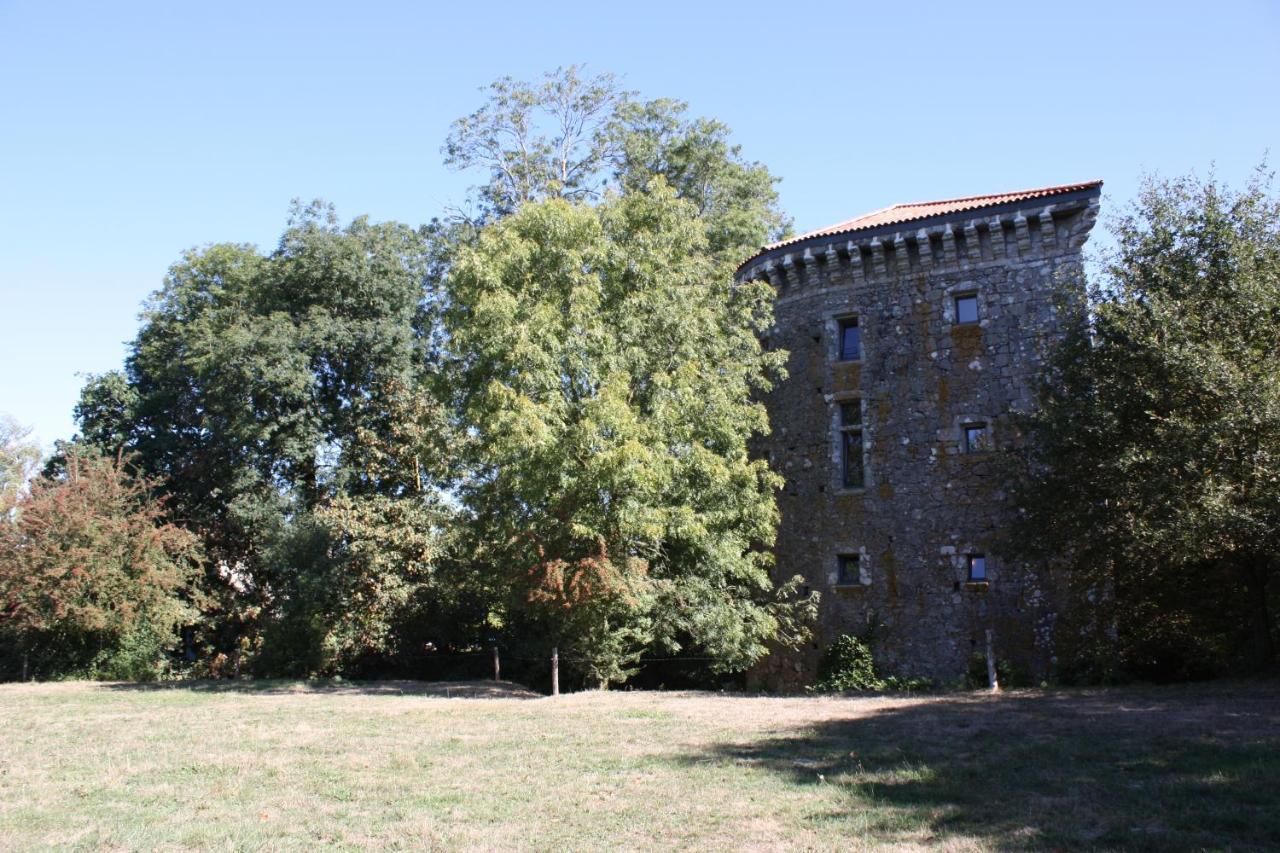 Bocage Belle Histoire Bed & Breakfast Moutiers-Sous-Chantemerle Exterior photo